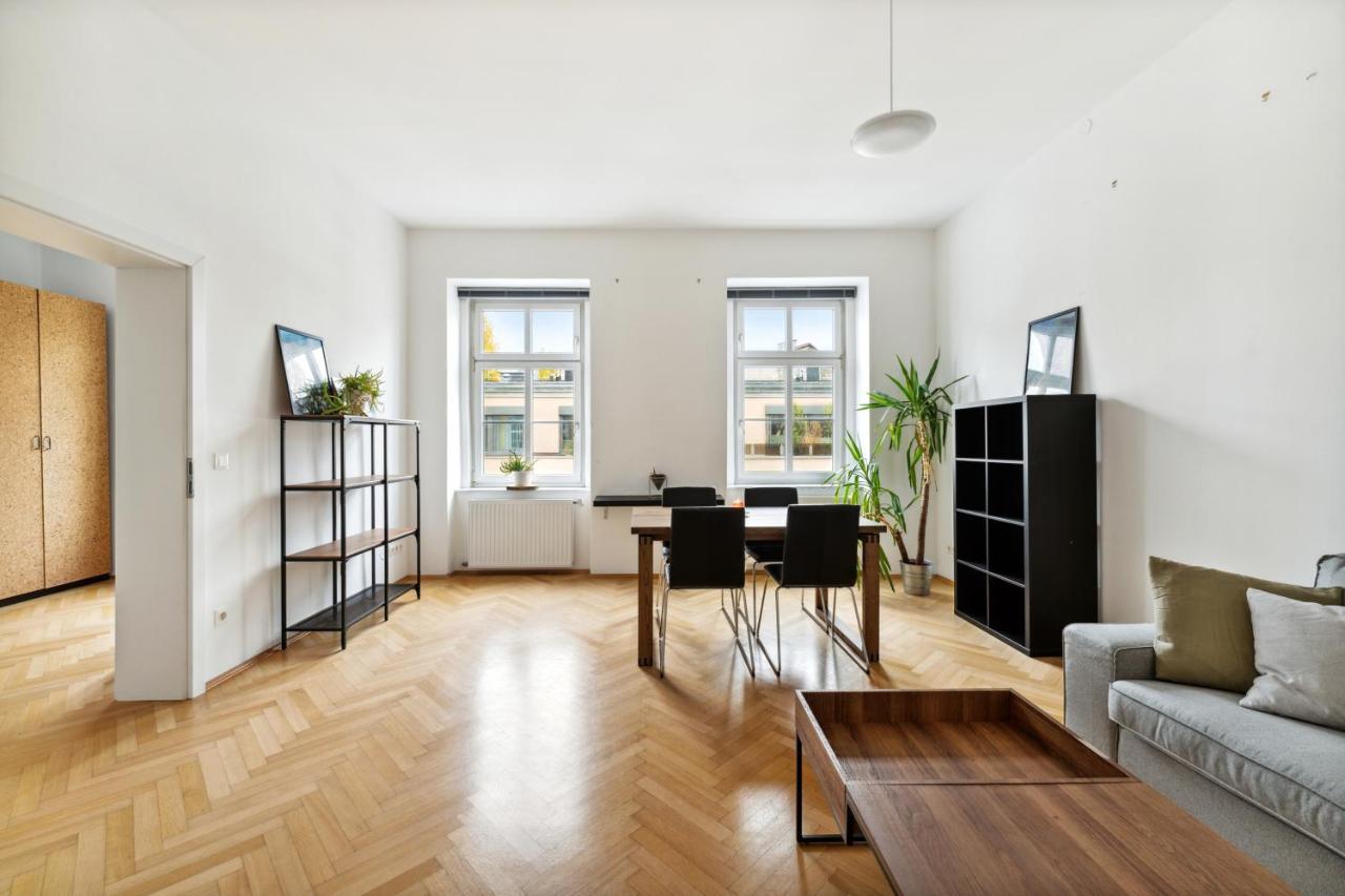 Design Apartments Near Mariahilferstrasse Vienna Exterior photo